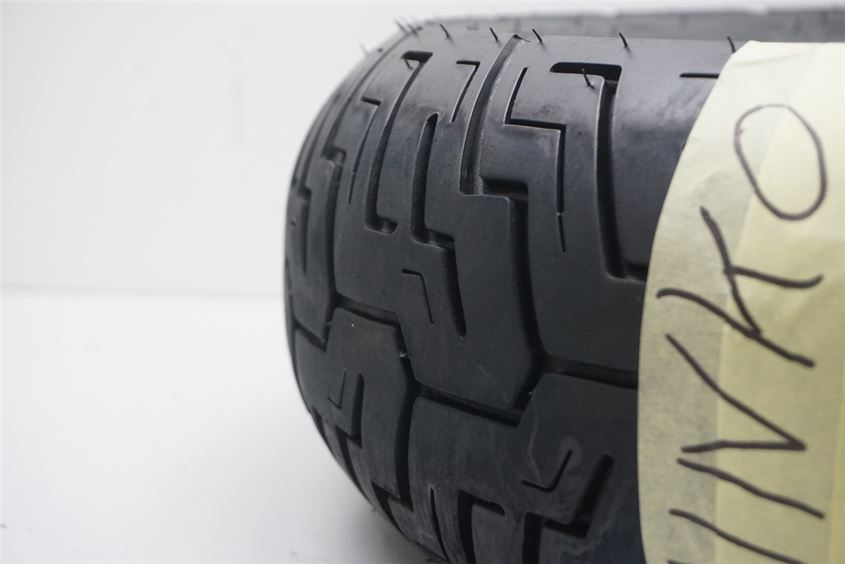 No hay datos NEUMÁTICOS SHINKO SR 734 150/ 80 - 15 M/C 70S