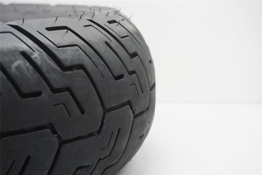 No hay datos NEUMÁTICOS SHINKO SR 734 150/ 80 - 15 M/C 70S