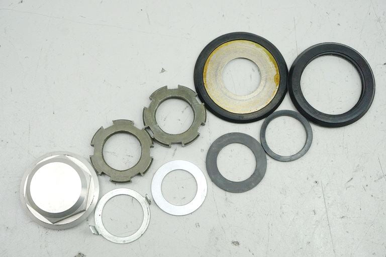 YAMAHA MT01 RP12 MUTTER SICHERUNG LENKKOPF GABELBRÜCKE SCHRAUBE DICHTRING