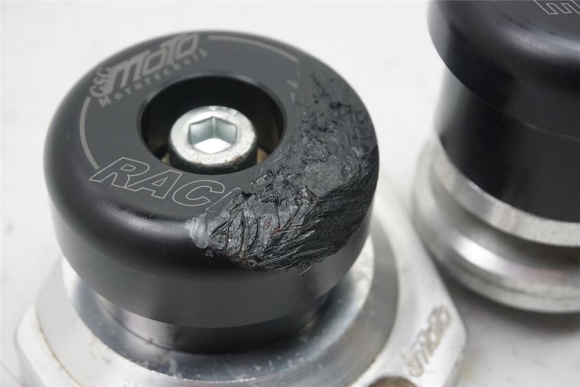 YAMAHA MT01 RP12 TOPES ANTICAÍDA GSG MOTO PROTECTORES ANTICAÍDA