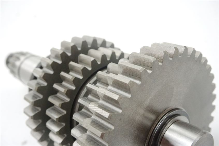 YAMAHA MT01 RP12 GEARBOX OUTPUT SHAFT GEAR