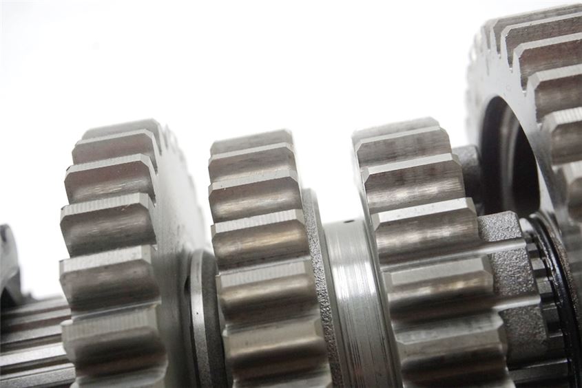 YAMAHA MT01 RP12 GEARBOX OUTPUT SHAFT GEAR