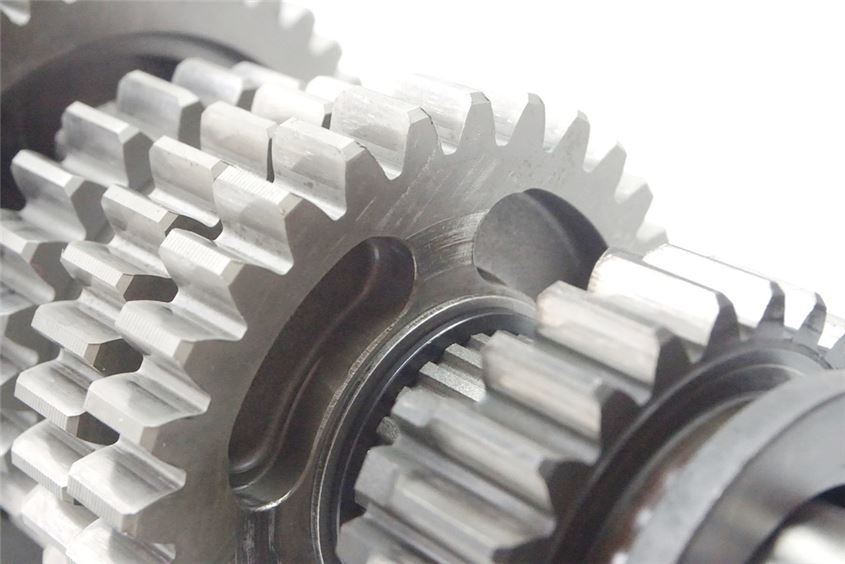 YAMAHA MT01 RP12 GEARBOX OUTPUT SHAFT GEAR