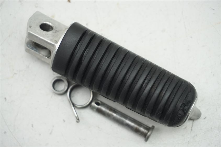 YAMAHA XJ 600 S 4BRA DIVERSION FUßRASTE FAHRER RECHTS FOOTREST