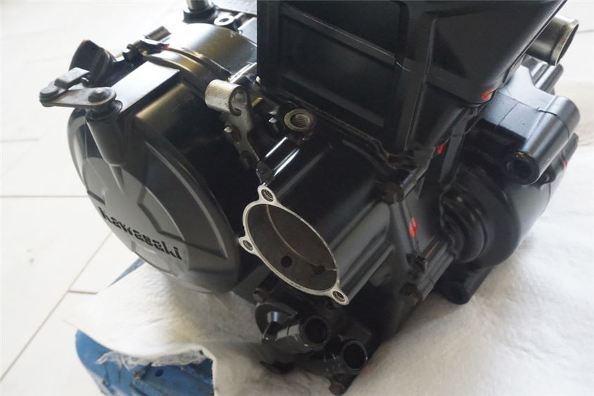 KAWASAKI BX 125 A NINJA MOTOR MOTOR CIGÜEÑAL CULATA - 13641 KM
