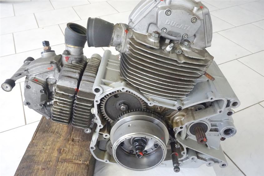 DUCATI 750 SS ie MOTOR ENGINE KURBELWELLE ZYLINDERKOPF GETRIEBE 22859 KM