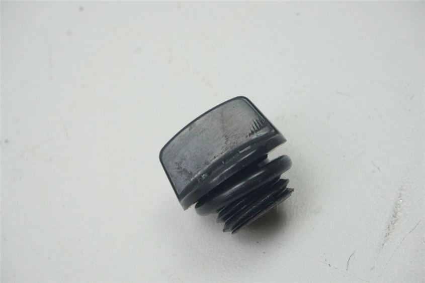 HONDA CBF 1000 ABS SC58 TAPA BOCA LLENADO DE ACEITE CUBIERTA CIERRE