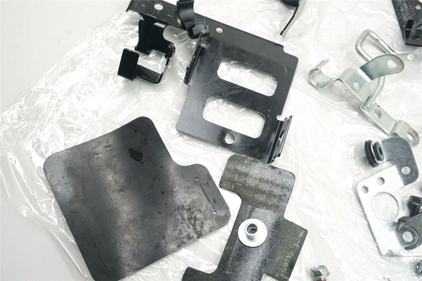 KAWASAKI BX 125 A NINJA SCHRAUBEN & KLEINTEILE & HALTER