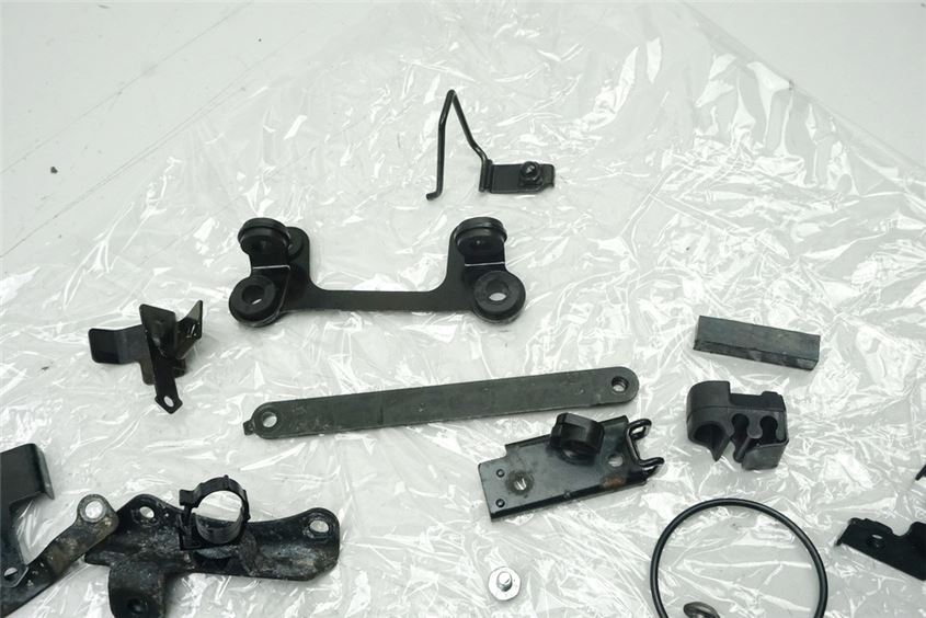 KAWASAKI BX 125 A NINJA SCREWS & SMALL PARTS & BRACKETS