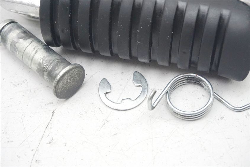 KAWASAKI BX 125 A NINJA REPOSAPIÉS CONDUCTOR DERECHO