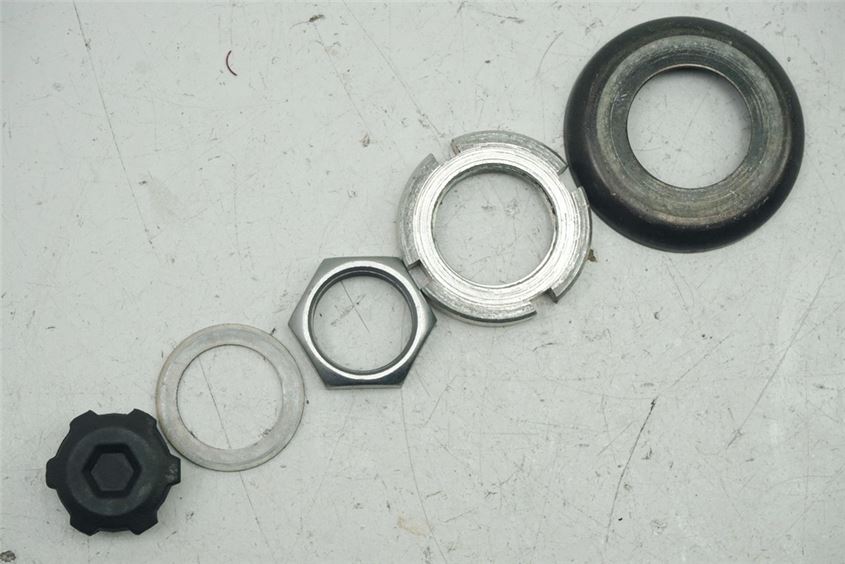 KAWASAKI BX 125 A NINJA NUT SECURING STEERING HEAD YOKE