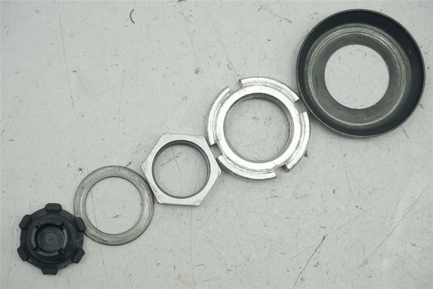 KAWASAKI BX 125 A NINJA MUTTER SICHERUNG LENKKOPF GABELBRÜCKE