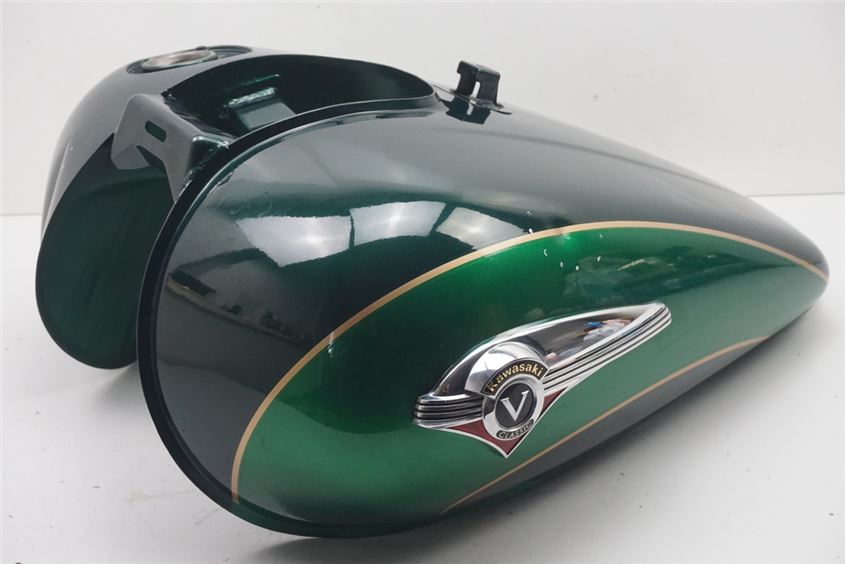 KAWASAKI VN 1500 CLASSIC TOURER VNT 50G TANK BENZINTANK FUEL