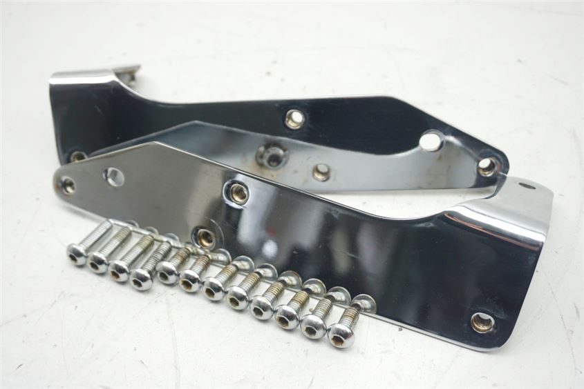 KAWASAKI VN 1500 CLASSIC TOURER VNT 50G SOPORTE PARABRISAS ABRAZADERA TORNILLOS