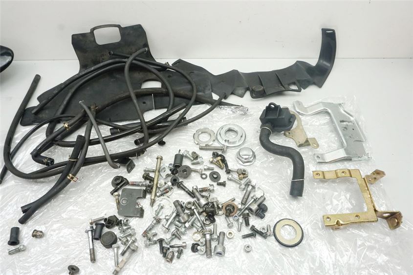 HONDA CB 500 PC32 SCHRAUBEN & KLEINTEILE