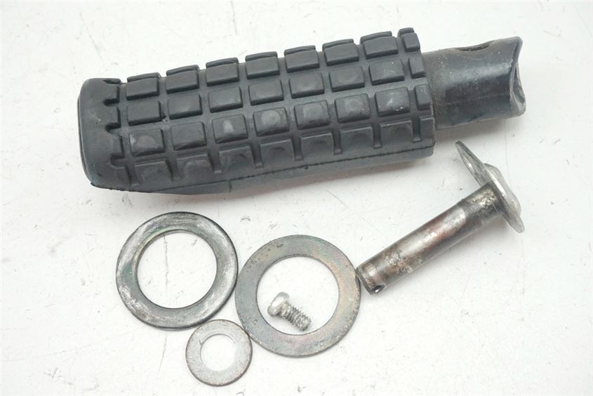 HONDA CB 500 PC32 REPOSAPIÉS PASAJERO IZQUIERDO