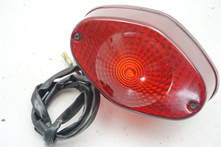 KAWASAKI VN 1500 CLASSIC TOURER VNT 50G LUZ TRASERA FARO POSTERIOR