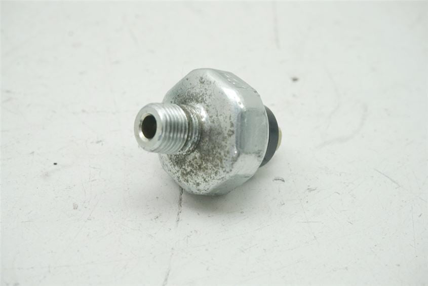 KAWASAKI VN 1500 CLASSIC TOURER VNT 50G INTERRUPTOR PRESIÓN DE ACEITE