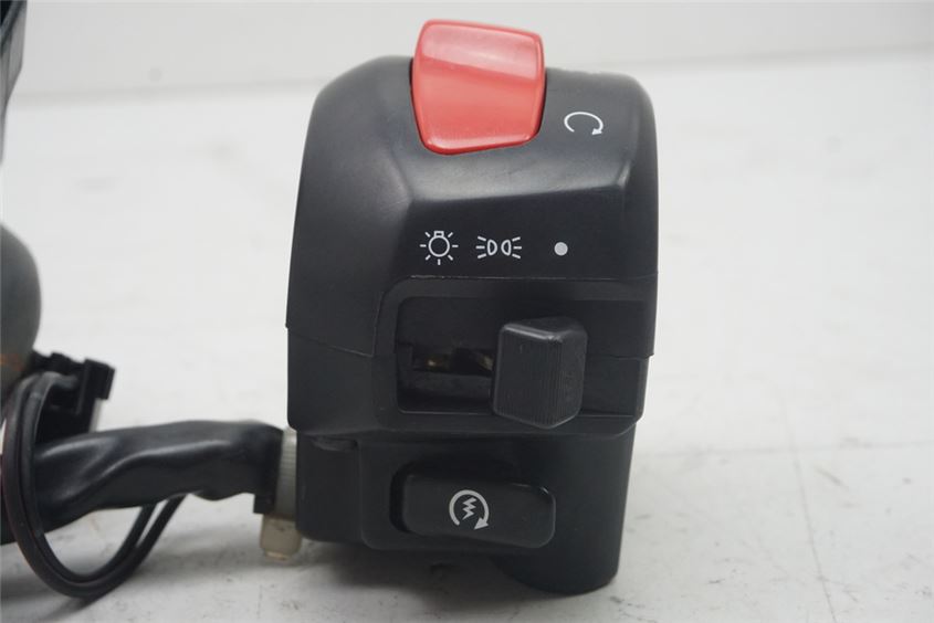 SUZUKI GZ 125 MARAUDER CONMUTADOR DERECHO MANILLAR INTERRUPTOR DE PARADA