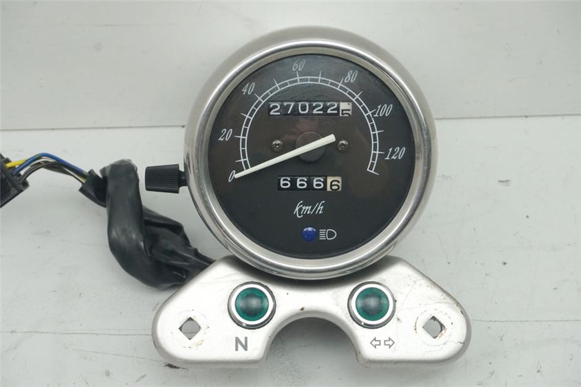 SUZUKI GZ 125 MARAUDER CUADRO DE INSTRUMENTOS VELOCÍMETRO
