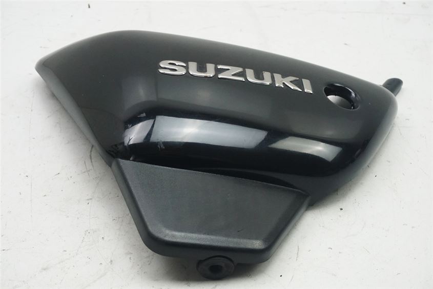 SUZUKI GZ 125 MARAUDER TAPA LATERAL IZQUIERDA CUBIERTA