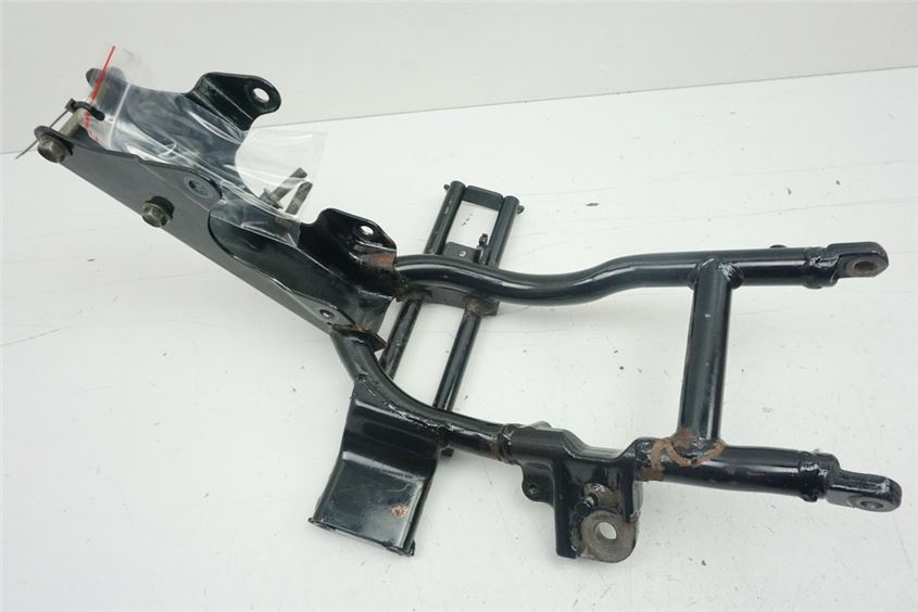 SUZUKI GZ 125 MARAUDER CHASIS SUBCHASIS SOPORTE