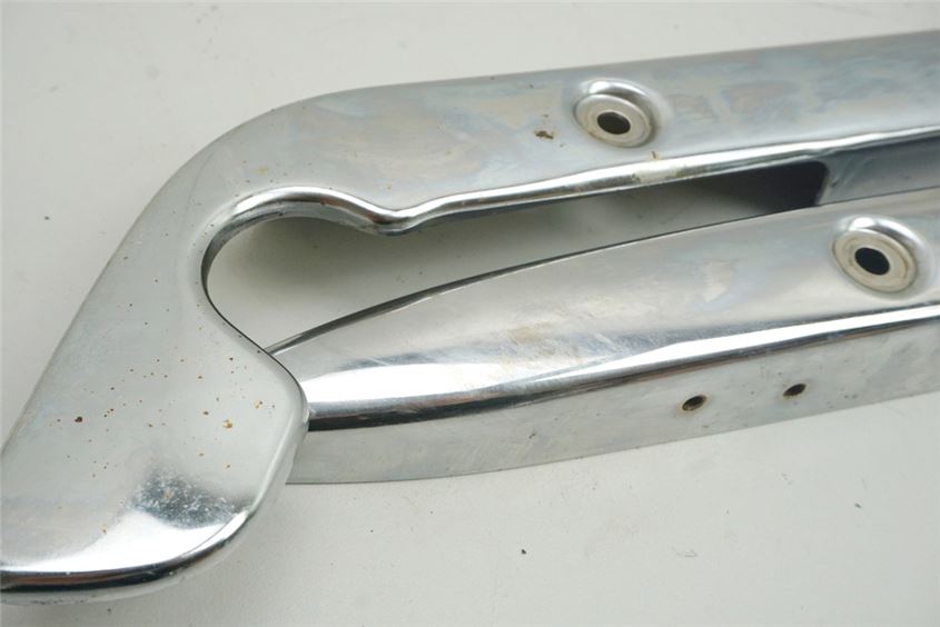 SUZUKI GZ 125 MARAUDER SOPORTE GUARDABARROS VIGUETA CUBIERTA TAPA EMBELLECEDOR