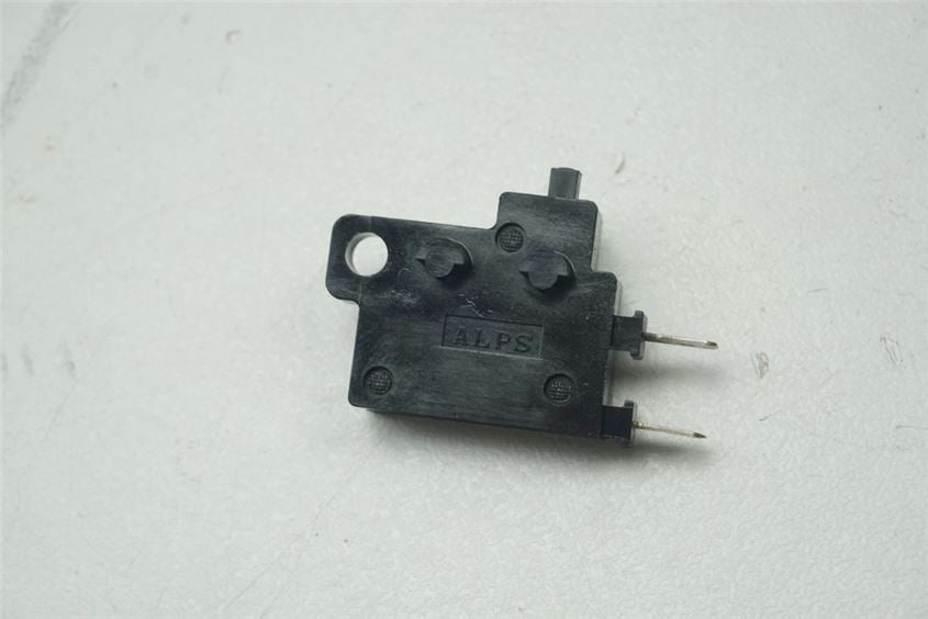 HONDA CBF 600 NABS PC38 INTERRUPTOR LUZ FRENO DELANTERO