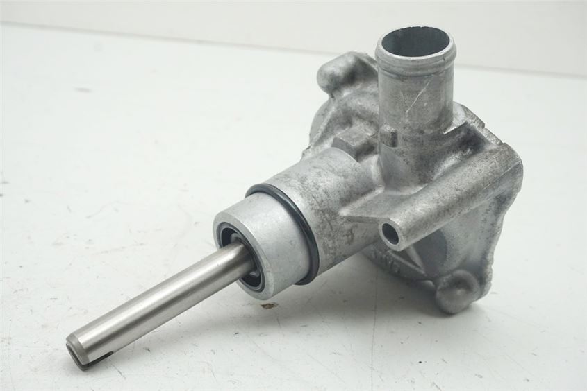 HONDA CBF 600 NABS PC38 BOMBA DE AGUA