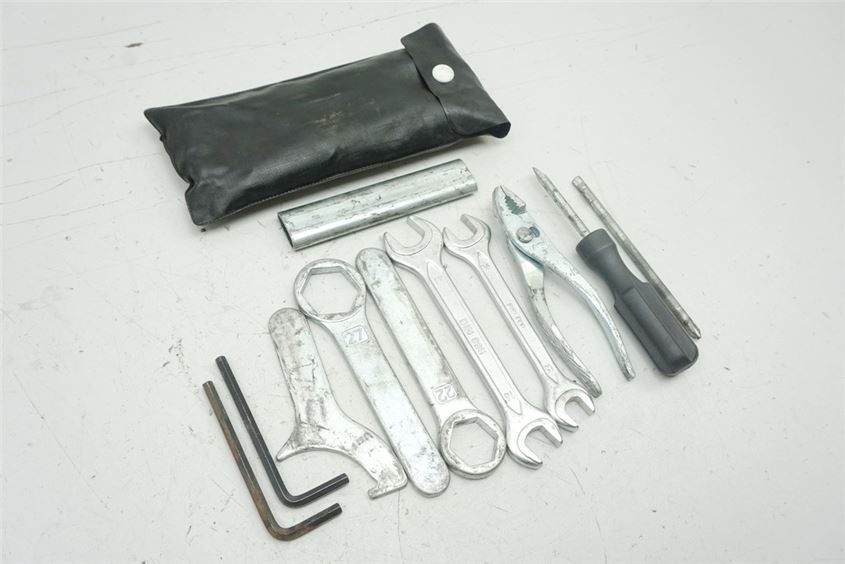 HONDA CBF 600 NABS PC38 HERRAMIENTAS DE A BORDO KIT DE HERRAMIENTAS