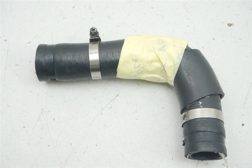HONDA CBF 600 NABS PC38 RADIATOR HOSE ENGINE FRONT -> WATER PUMP