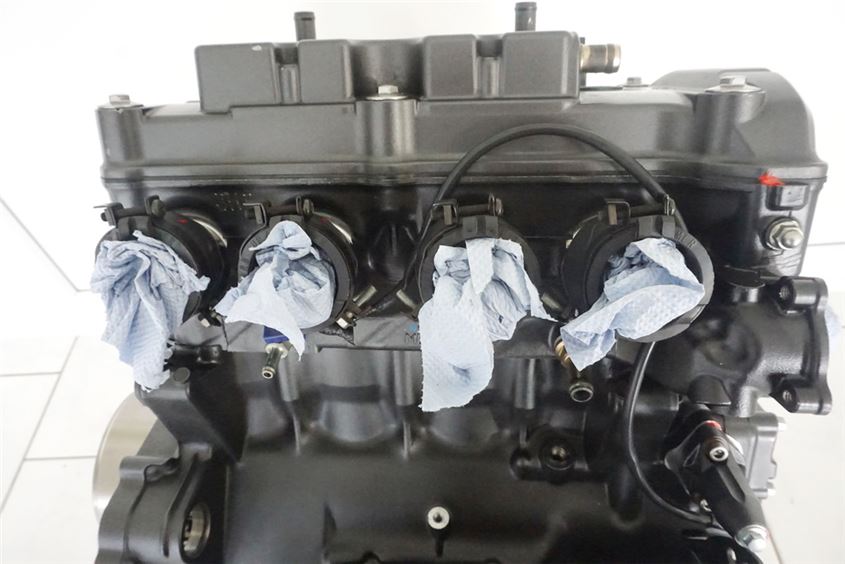 HONDA CBF 600 NABS PC38 MOTOR ENGINE KURBELWELLE ZYLINDERKOPF