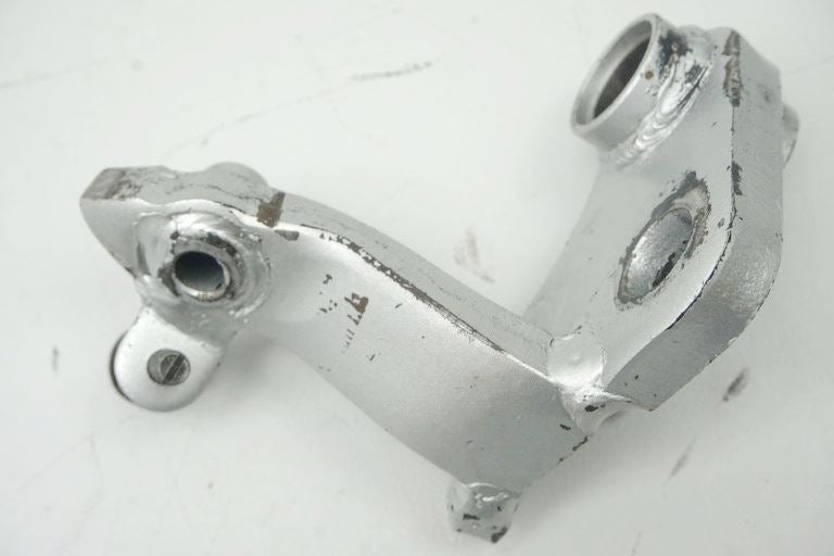 HONDA XL 600 PD06 TRANSALP SOPORTE REPOSAPIÉS DERECHO DEL CONDUCTOR