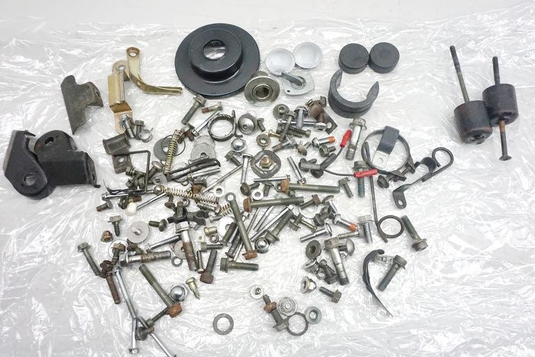 SUZUKI GZ 125 MARAUDER SCREWS & SMALL PARTS
