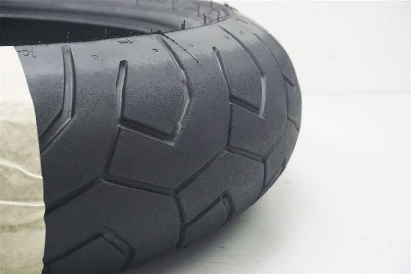 Keine Angaben REIFEN PIRELLI DIABLO120/70 ZR 17 (58W) DOT 2719 REIFEN