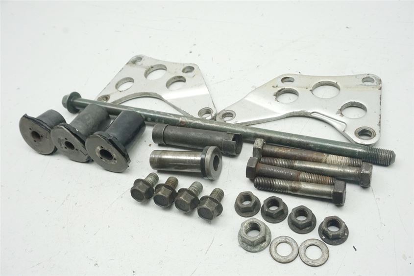 YAMAHA XJ 600 S 4BRA DIVERSION HALTER MOTOR ACHSE BOLZEN DISTANZEN MOTORHALTER