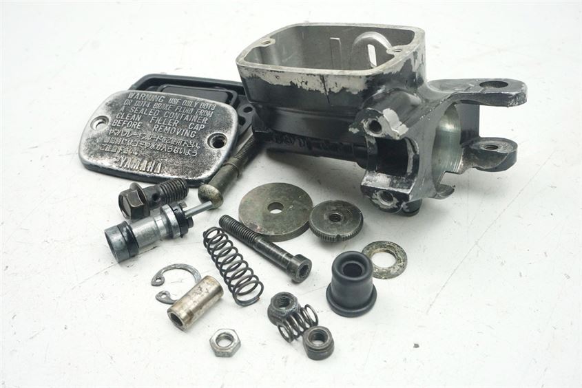 YAMAHA XJ 600 S 4BRA DIVERSION BREMSZYLINDER VORN BREMSPUMPE
