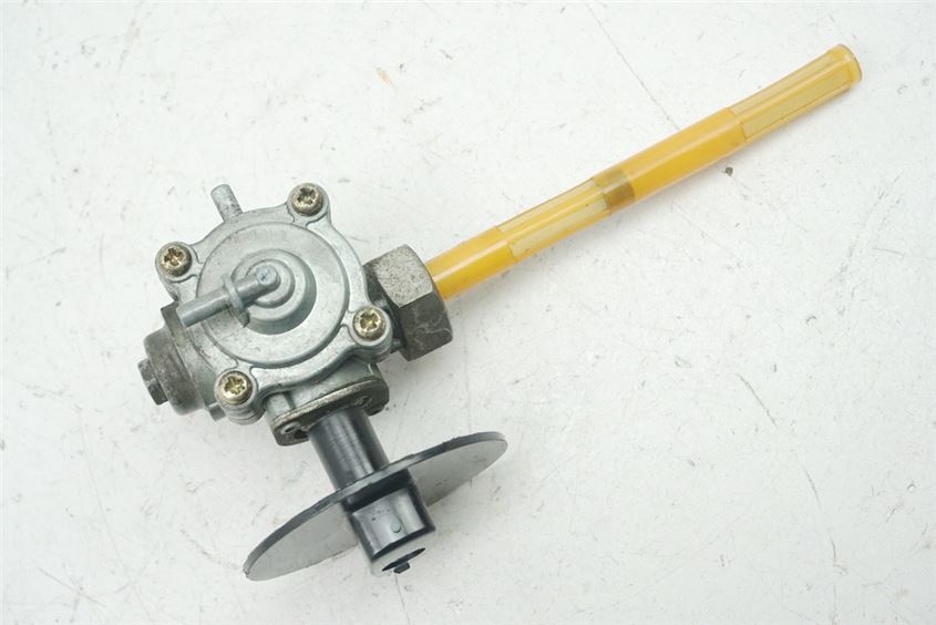 HONDA XL 600 PD06 TRANSALP GRIFO DE GASOLINA
