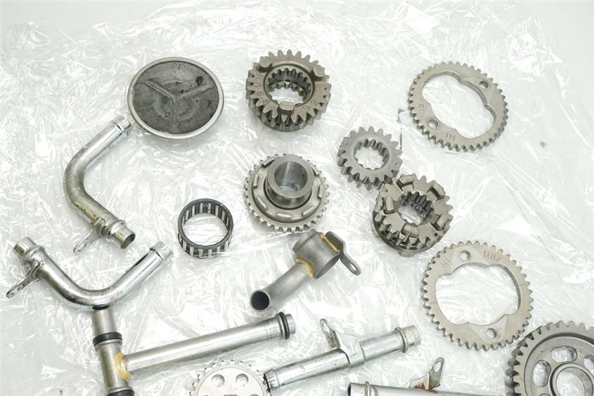 HONDA XL 600 PD06 TRANSALP TORNILLOS Y PIEZAS PEQUEÑAS - MOTOR