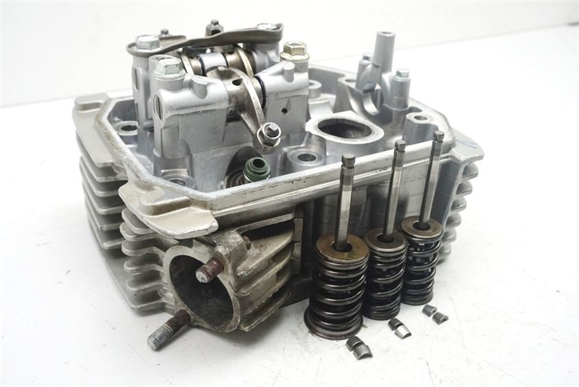 HONDA XL 600 PD06 TRANSALP CULATA DELANTERA VÁLVULAS BALANCINES
