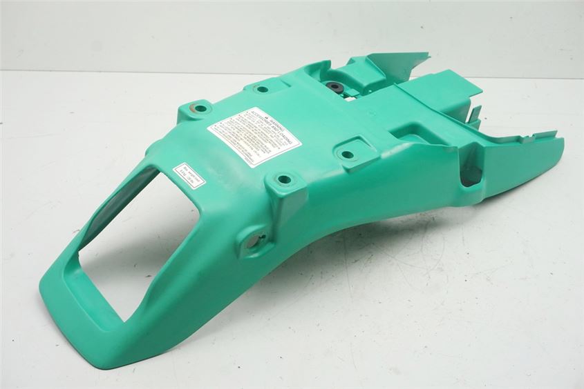 HONDA SLR 650 RD09 GUARDABARROS TRASERO PASO DE RUEDA PARAFANGOS