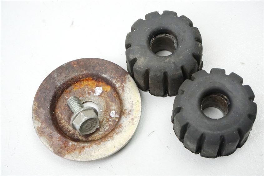 HONDA SLR 650 RD09 GOMAS SOPORTE DEPÓSITO