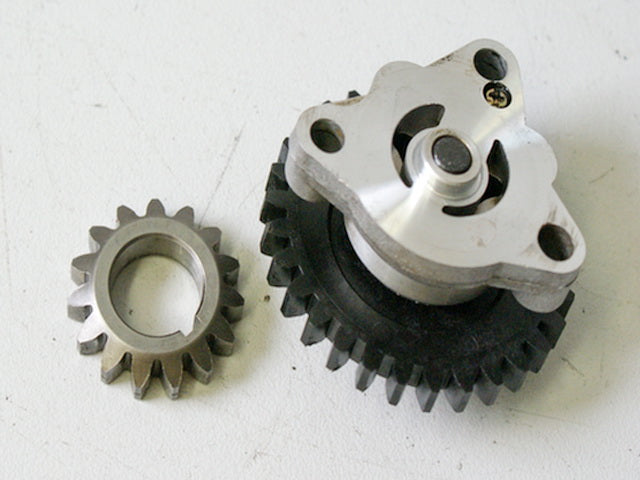 HYOSUNG GA 125 CRUISE II OIL PUMP