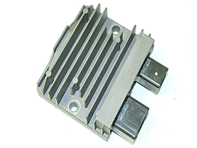 HONDA CBF 600 PC43 PC41 CB 1000 Laderegler origi. Spannungsregler Gleichrichter