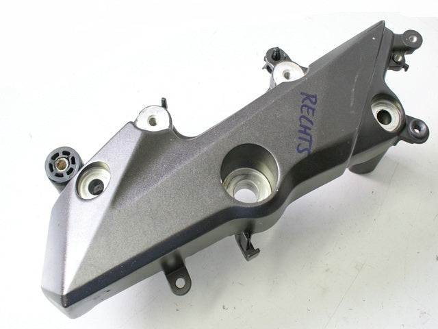 HONDA CBF 600 S ABS PC43 HALTERUNG RE FUßRASTENTRÄGER