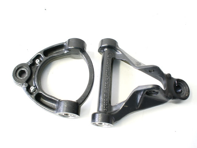 BMW K 1200 S K12S SUSPENSION LINKAGE BRACKET TRAILING ARM