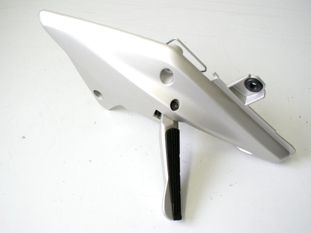 HONDA FJS 600 PF01 SILVER WING CONJUNTO REPOSAPIÉS PASAJERO IZQ.