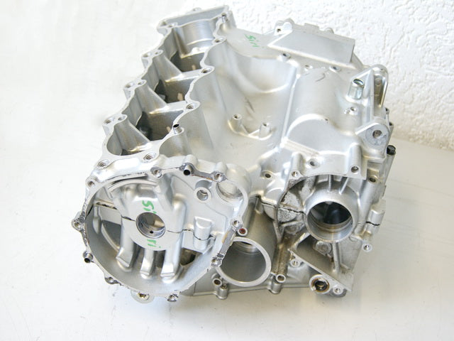 KAWASAKI ZX-6R ZX600J ENGINE CASING CRANKCASE ENGINE