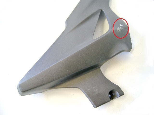 HONDA CBR 250 R MC41 VERKLEIDUNG BUG RECHTS UNTEN