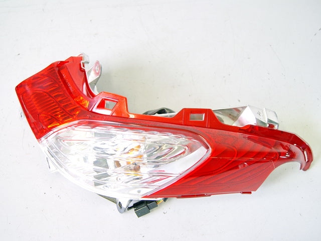 HONDA FES 125 JF12 S-WING LUZ TRASERA INTERMITENTE IZQUIERDA TRASERA